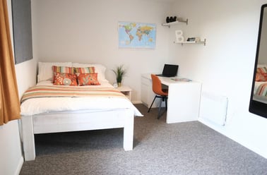 Barnsdale Close, City Centre, Loughborough - Image 3