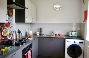Ashby Crescent, City Centre, Loughborough - Image 2