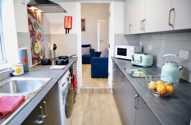 Broad Street, City Centre, Loughborough - Image 2