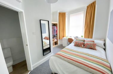 Derby Road, City Centre, Loughborough - Image 3