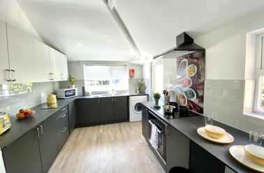 Derby Road, City Centre, Loughborough - Image 2