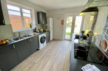 Westfield Drive, City Centre, Loughborough - Image 2