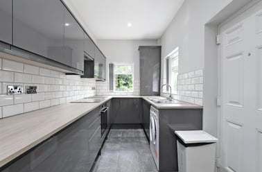 Clough Road, Highfield, Sheffield - Image 3