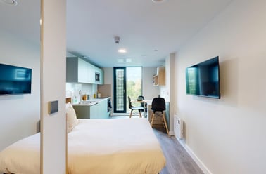 Classic Plus Studio, Burnsall House, 101 Burnsall Road, Earlsdon, Coventry - Image 2