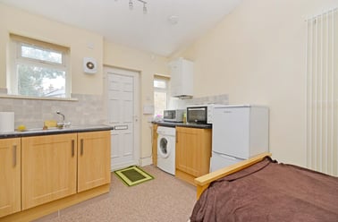 Victoria Road, Broomhall, Sheffield - Image 2