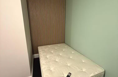 Stokes Croft, Kingsdown, Bristol - Image 3