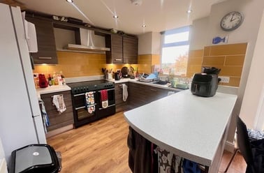 School Road, St Vincents Quarter, Sheffield - Image 2