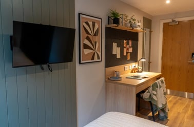 Classic Ensuite Desk