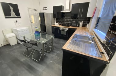 Clough Road, Highfield, Sheffield - Image 2