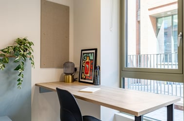 Platinum Plus Townhouse, Centre Court, Alfreton Road, Lenton, Nottingham - Image 3