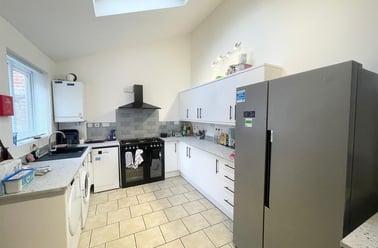 Bute Avenue, Lenton, Nottingham - Image 3