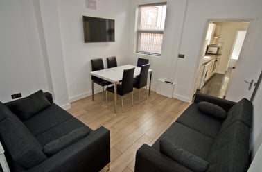 Frederick Grove, Lenton, Nottingham - Image 2