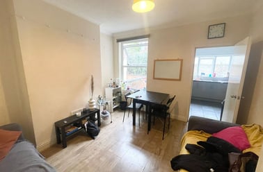 Balfour Road, Radford, Nottingham - Image 2