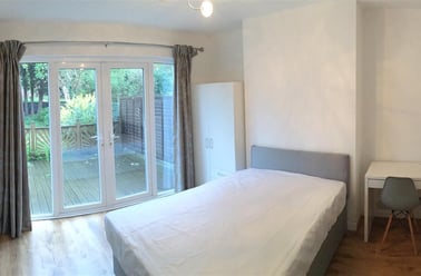 Lower Road, Lenton Abbey, Nottingham - Image 2