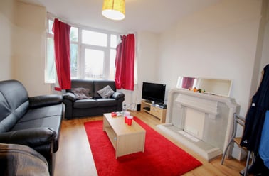 Rolleston Drive, Lenton, Nottingham - Image 3