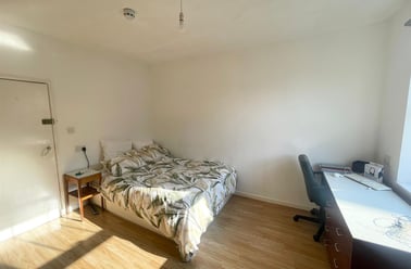 Frederick Grove, Lenton, Nottingham - Image 2