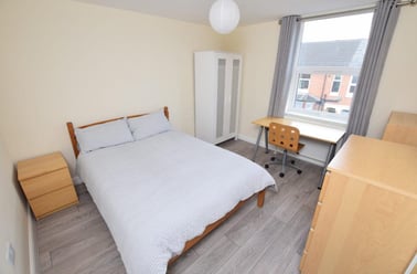 Rothesay Avenue, Radford, Nottingham - Image 2