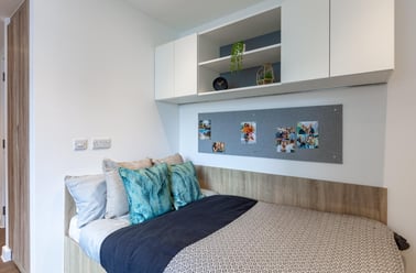 Classic Studio, Saltwater Place, Notte Street, The Hoe, Plymouth - Image 3