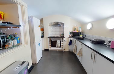 Pipe Lane, City Centre, Bristol - Image 3