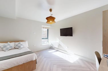 Ashby Road, City Centre, Loughborough - Image 2