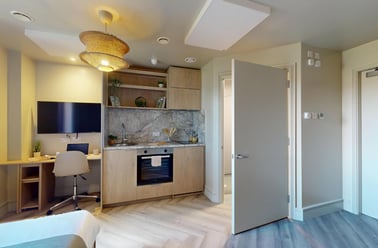 Ashby Road, City Centre, Loughborough - Image 2