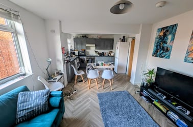 Cardigan Road, Headingley, Leeds - Image 3