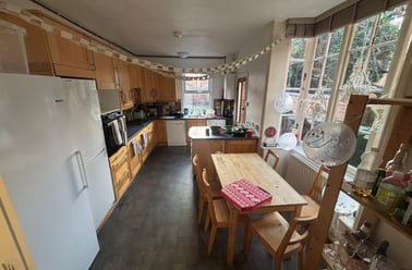 Burleigh Road, City Centre, Loughborough - Image 2