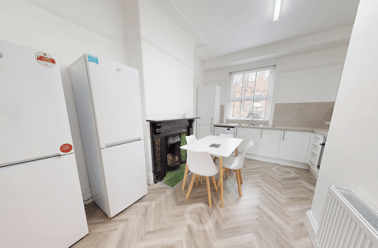 St. Michaels Road, Headingley, Leeds - Image 2