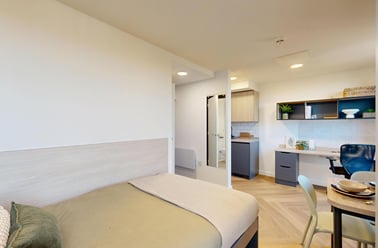 Premium Plus Studio, Bridgeside, Radmarsh Road, Lenton, Nottingham - Image 3