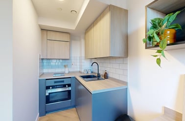 Classic Studio Ground, Bridgeside, Radmarsh Road, Lenton, Nottingham - Image 3