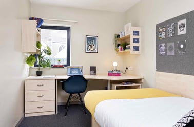 258_ST THOMAS COURT CLASSIC ENSUITE A302B 0099