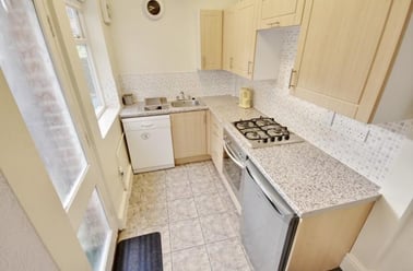 Leopold Street, City Centre, Loughborough - Image 2