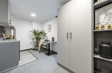 Silver Studio - Mid Floor, Compass, 1 Vauxhall Road, Selly Oak, Birmingham - Image 3