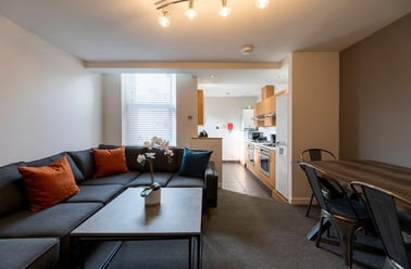 Chillingham Road, Heaton, Newcastle - Image 3