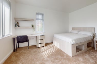 Holt Drive, Shelthorpe, Loughborough - Image 3