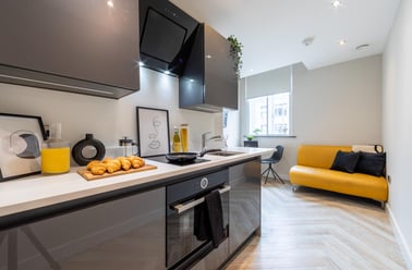 Gold 2 Bed Apartment, 121 Princess Street, City Centre, Manchester - Image 3