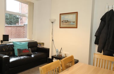 Thurlow Road, Clarendon Park, Leicester - Image 2