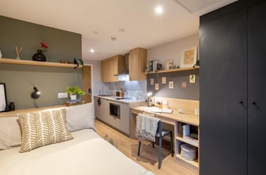 Premium Studio Plus, Upper Floors, Fusion Liverpool, 5 Upper Duke Street, City Centre, Liverpool - Image 2