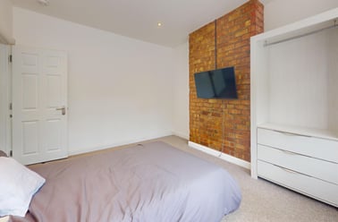 Forest Road, City Centre, Loughborough - Image 2