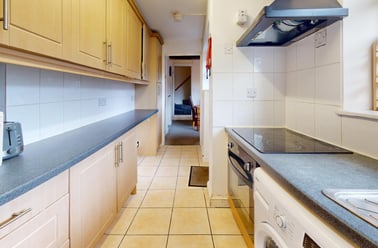 Albert Street, City Centre, Loughborough - Image 2