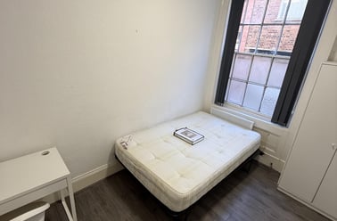 WyCliffe Street, Highfields, Leicester - Image 2