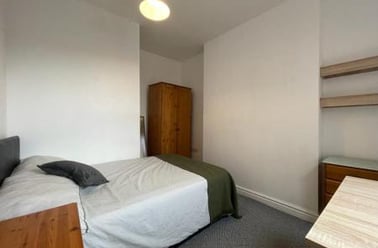 Carholme Road, West End, Lincoln - Image 3