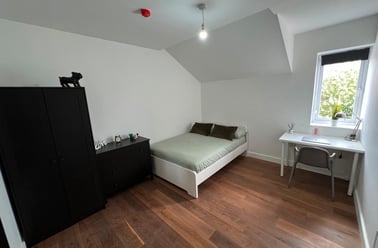 Royal Park Road, Hyde Park, Leeds - Image 3