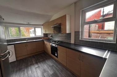 Dennistead Crescent, Headingley, Leeds - Image 2