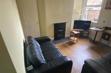 Bampton Street, City Centre, Loughborough - Image 2