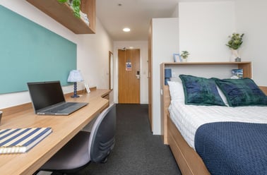 Gold Ensuite, The Elements, Bramall Lane, City Centre, Sheffield - Image 2