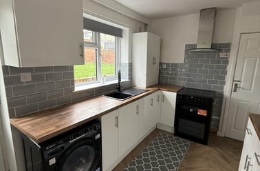 Ilkeston Road, Radford, Nottingham - Image 2