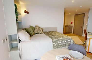 Premium Studio Accessible, COSMOS, 2 Moore Street, City Centre, Sheffield - Image 3