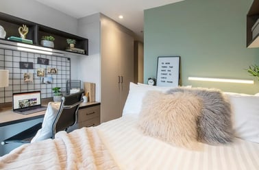 Ultra Premium 5 Bed Apartment Larger Room, Zenith, Herbert Street, City Centre, Cardiff - Image 2