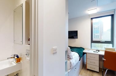 8 Bed Cluster Ensuite, SEREN, 66 Alexandra Road, City Centre, Swansea - Image 3